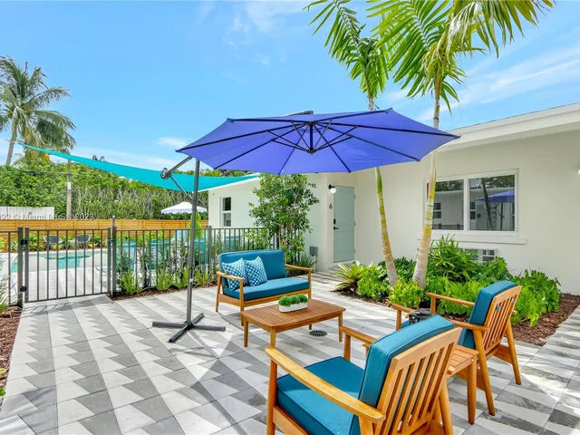 351 NE 7th Ave # 9, Delray Beach FL 33483