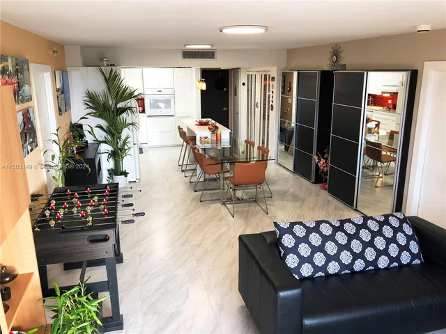 20505 E COUNTRY CLUB DR. # 339, Aventura FL 33180