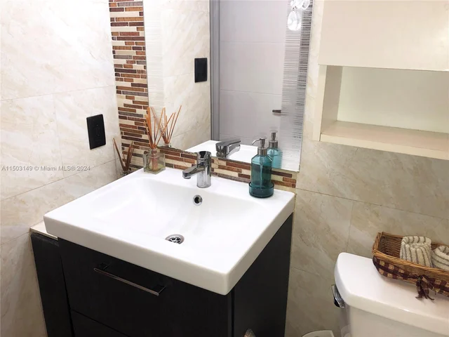 20505 E COUNTRY CLUB DR. # 339, Aventura FL 33180