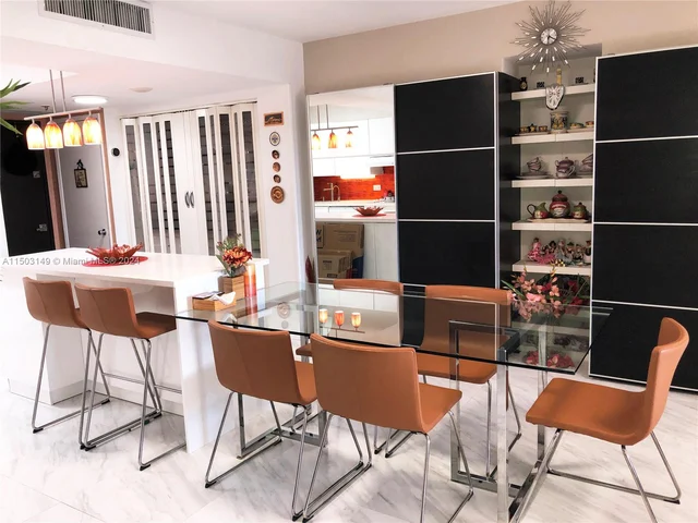 20505 E COUNTRY CLUB DR. # 339, Aventura FL 33180