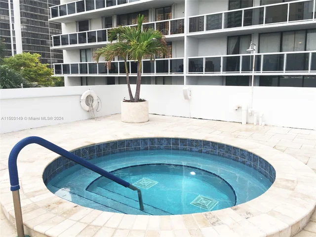 20505 E COUNTRY CLUB DR. # 339, Aventura FL 33180