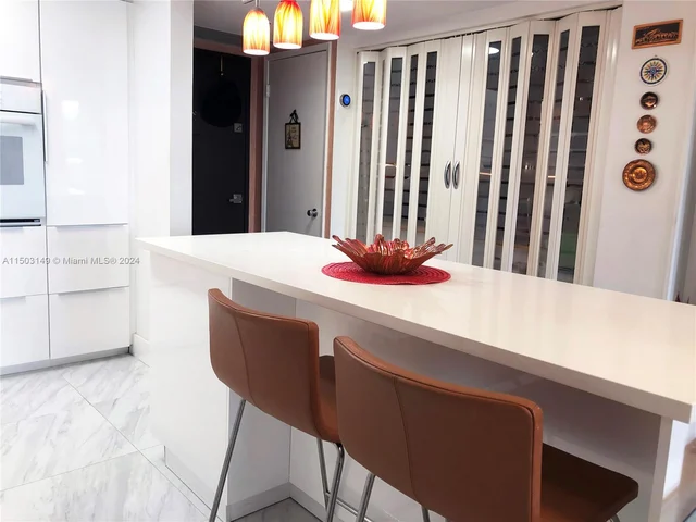 20505 E COUNTRY CLUB DR. # 339, Aventura FL 33180