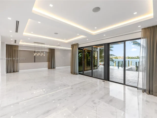 1311 Stillwater Dr, Miami Beach FL 33141