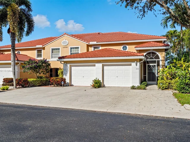 12528 Crystal Pointe Dr # 102, Boynton Beach FL 33437