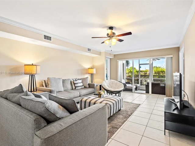 12528 Crystal Pointe Dr # 102, Boynton Beach FL 33437