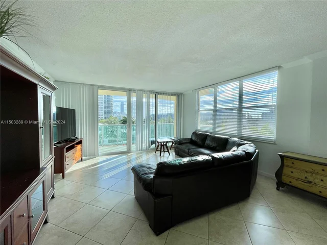2501 S Ocean Dr # 535, Hollywood FL 33019