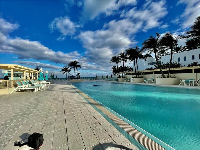 2501 S Ocean Dr # 535, Hollywood FL 33019
