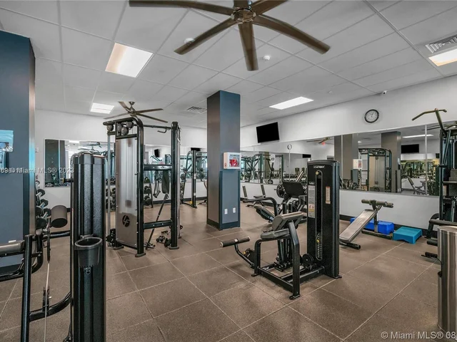 2501 S Ocean Dr # 535, Hollywood FL 33019