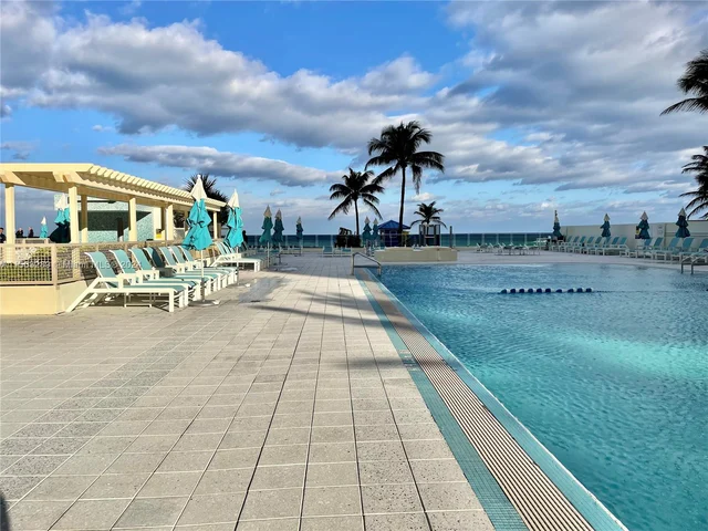 2501 S Ocean Dr # 535, Hollywood FL 33019