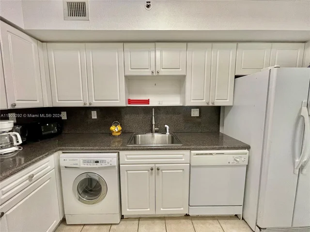 2501 S Ocean Dr # 535, Hollywood FL 33019