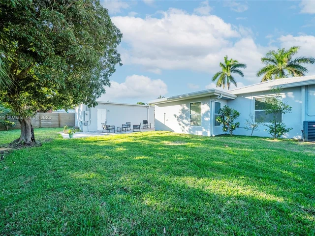 334 Glenn Rd, West Palm Beach FL 33405