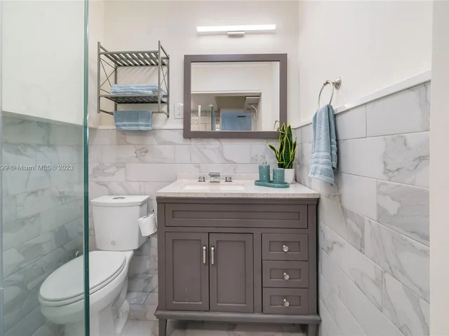 334 Glenn Rd, West Palm Beach FL 33405