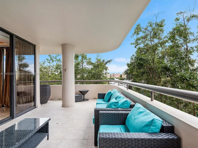 19667 Turnberry Way # 3E, Aventura FL 33180