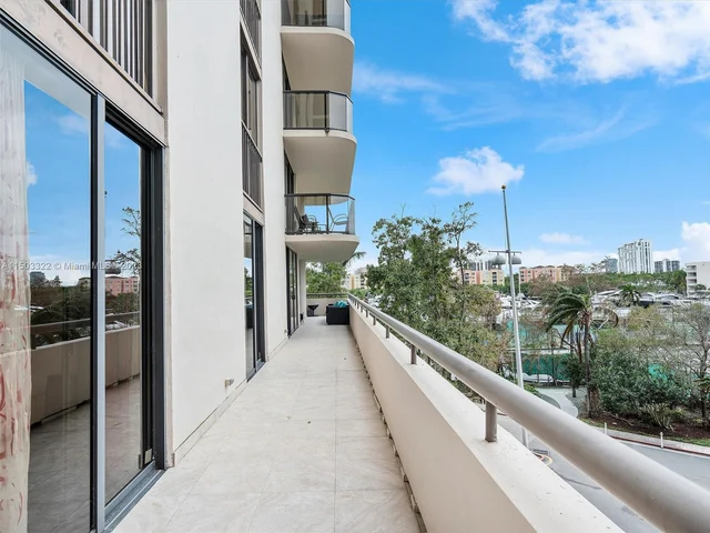 19667 Turnberry Way # 3E, Aventura FL 33180