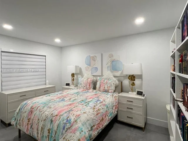 1316 SW 139th Pl, Miami FL 33184