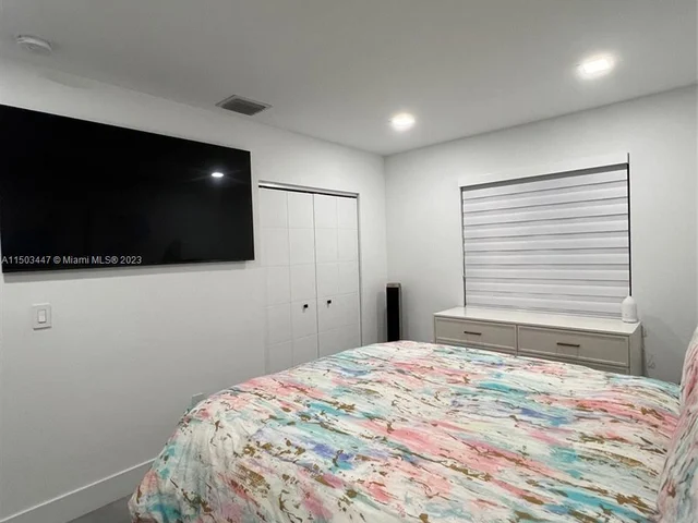 1316 SW 139th Pl, Miami FL 33184