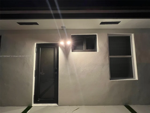 1316 SW 139th Pl, Miami FL 33184