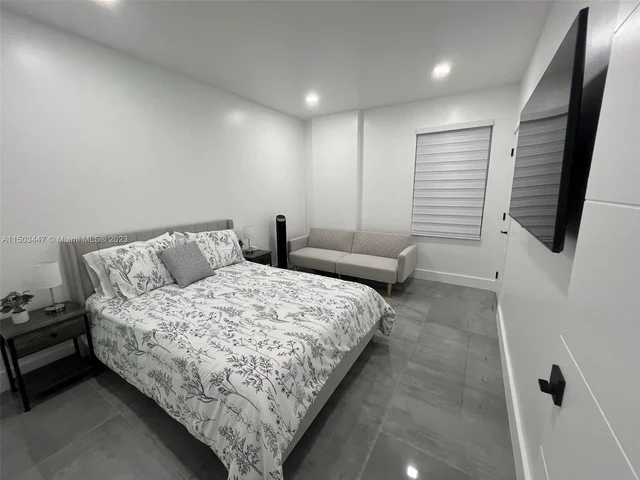 1316 SW 139th Pl, Miami FL 33184