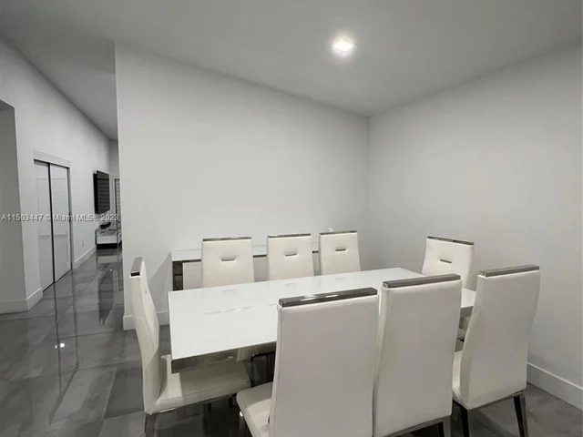 1316 SW 139th Pl, Miami FL 33184