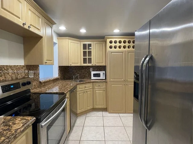 8045 SW 107th Ave # 122, Miami FL 33173