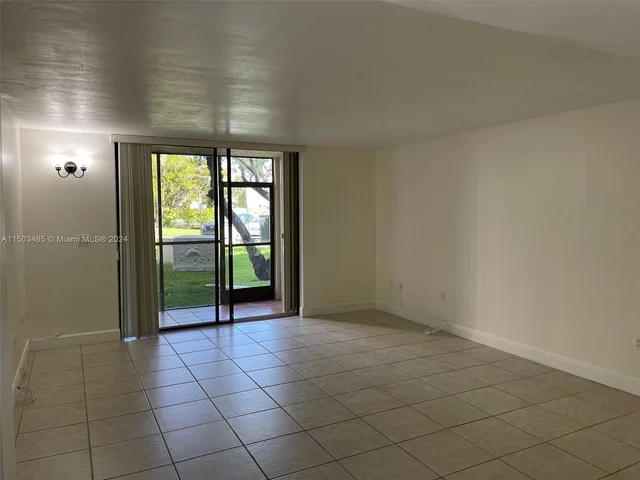 8045 SW 107th Ave # 122, Miami FL 33173