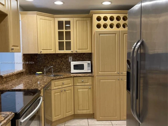 8045 SW 107th Ave # 122, Miami FL 33173