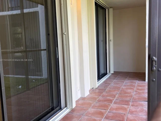 8045 SW 107th Ave # 122, Miami FL 33173