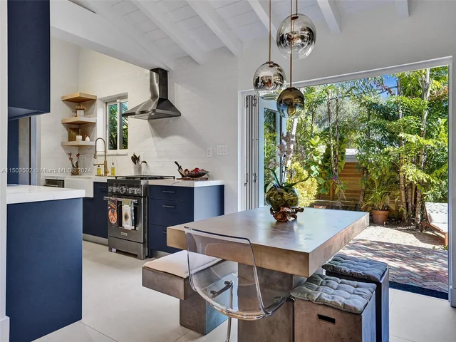 700 N Victoria Park Rd, Fort Lauderdale FL 33304