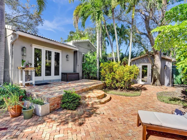 700 N Victoria Park Rd, Fort Lauderdale FL 33304