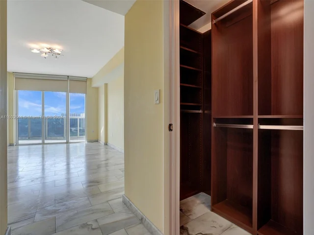 17201 Collins Ave # 1704, Sunny Isles Beach FL 33160