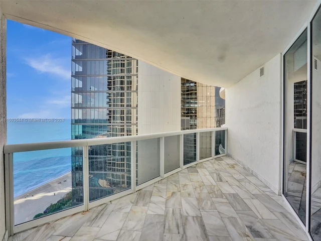 17201 Collins Ave # 1704, Sunny Isles Beach FL 33160