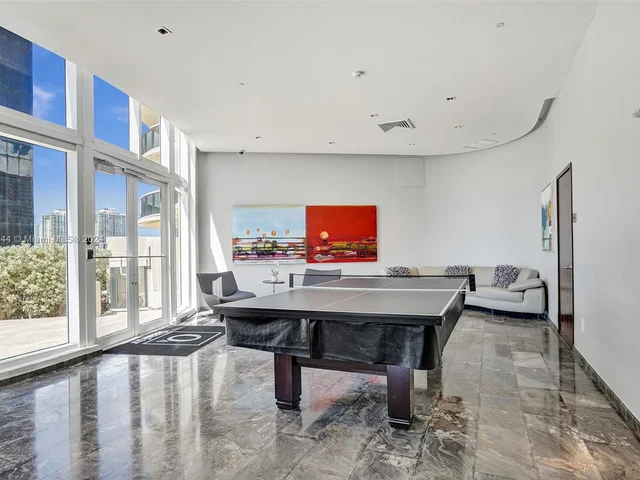 17201 Collins Ave # 1704, Sunny Isles Beach FL 33160