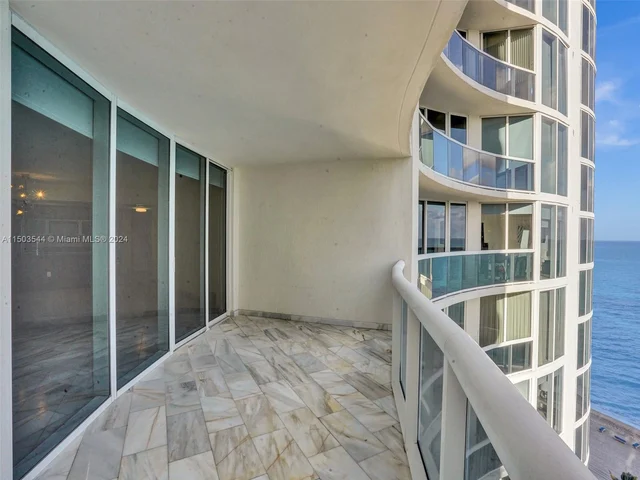 17201 Collins Ave # 1704, Sunny Isles Beach FL 33160