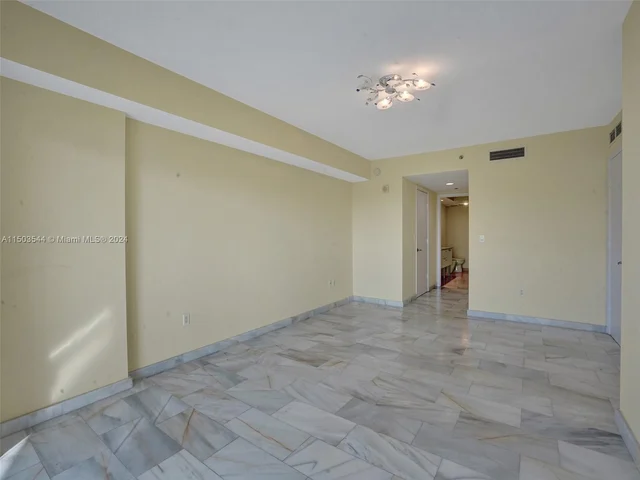 17201 Collins Ave # 1704, Sunny Isles Beach FL 33160