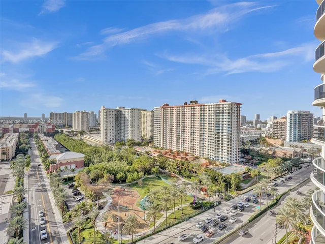 17201 Collins Ave # 1704, Sunny Isles Beach FL 33160