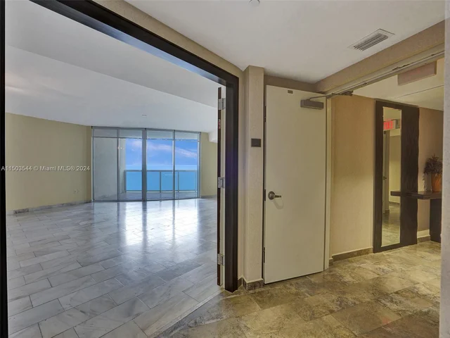 17201 Collins Ave # 1704, Sunny Isles Beach FL 33160
