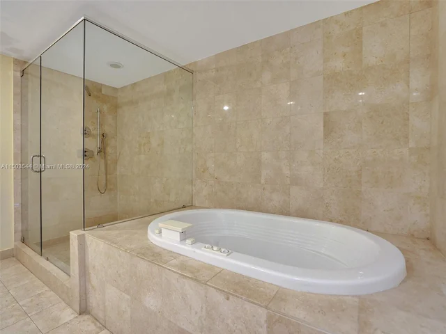 17201 Collins Ave # 1704, Sunny Isles Beach FL 33160