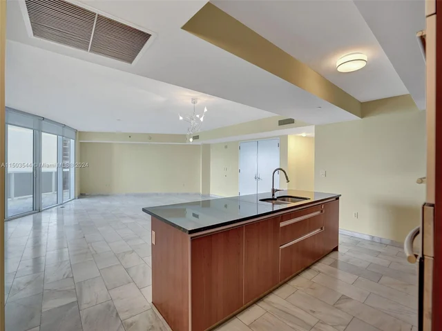 17201 Collins Ave # 1704, Sunny Isles Beach FL 33160