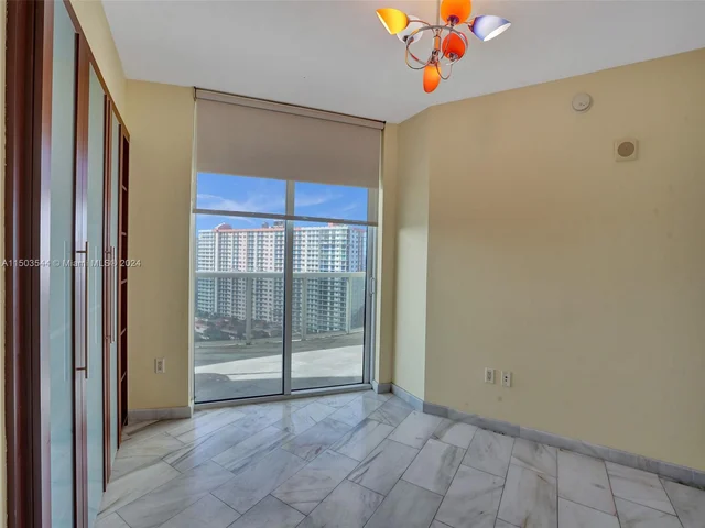 17201 Collins Ave # 1704, Sunny Isles Beach FL 33160