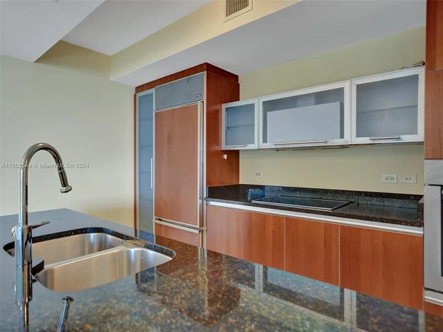 17201 Collins Ave # 1704, Sunny Isles Beach FL 33160