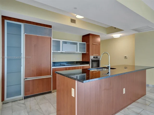 17201 Collins Ave # 1704, Sunny Isles Beach FL 33160