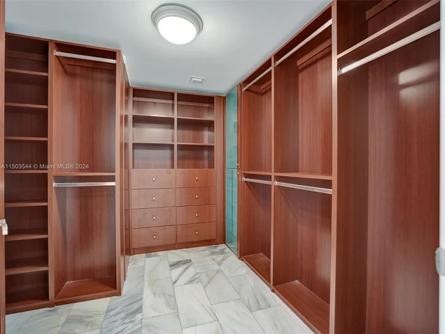 17201 Collins Ave # 1704, Sunny Isles Beach FL 33160