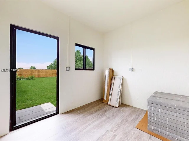 17776 SW 176 ST, Miami FL 33187