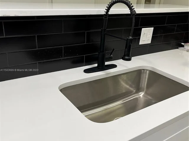 680 Tennis Club Dr # 308, Fort Lauderdale FL 33311