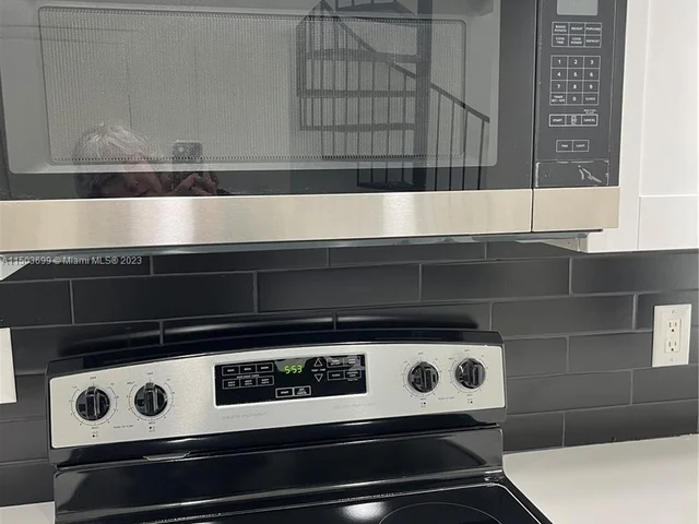 680 Tennis Club Dr # 308, Fort Lauderdale FL 33311