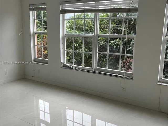 680 Tennis Club Dr # 308, Fort Lauderdale FL 33311