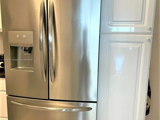 5005 Collins Ave # 420, Miami Beach FL 33140