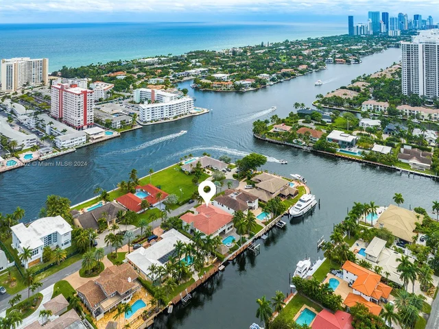 636 PALM DRIVE, Hallandale Beach FL 33009