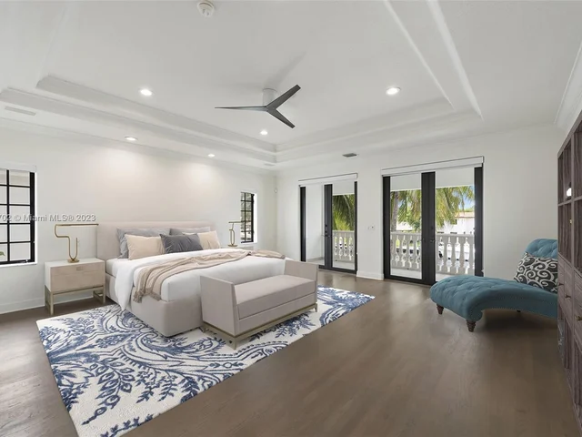 636 PALM DRIVE, Hallandale Beach FL 33009