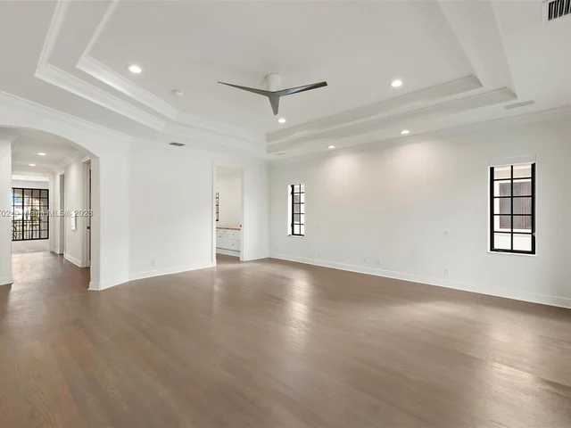 636 PALM DRIVE, Hallandale Beach FL 33009